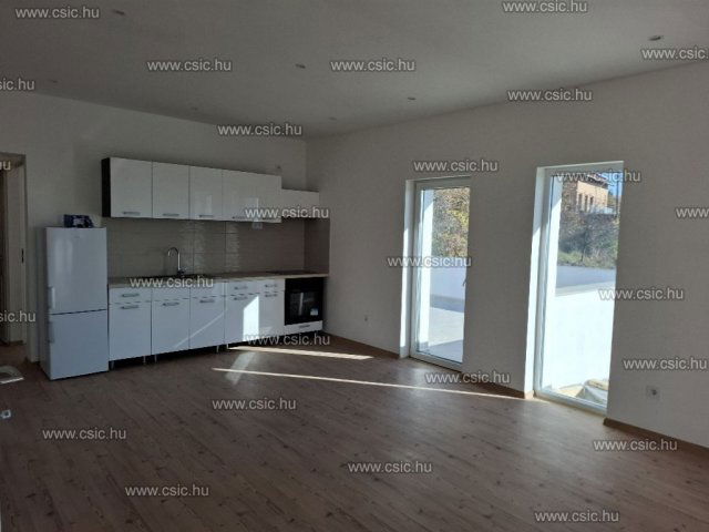 Eladó családi ház, Pomázon 150 M Ft, 5 szobás