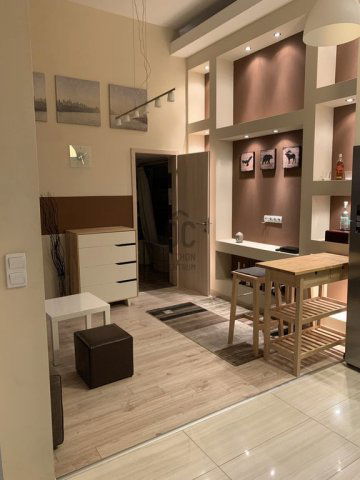 Eladó téglalakás, Budapesten, VI. kerületben 74 M Ft, 3 szobás