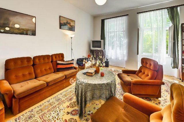 Eladó családi ház, Visontán 244.9 M Ft, 12+1 szobás