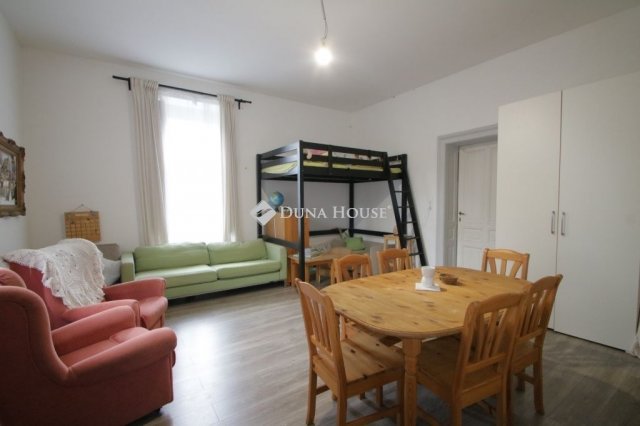 Eladó téglalakás, Szombathelyen 44.9 M Ft, 3 szobás