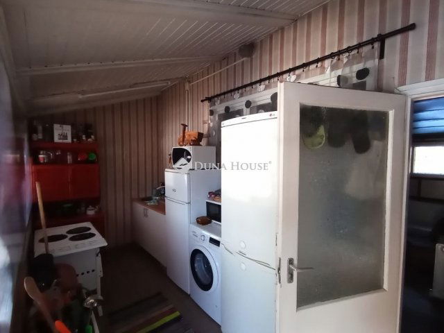 Eladó nyaraló, Tóalmáson 21 M Ft, 1 szobás