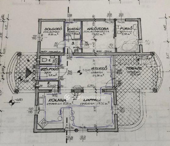 Eladó családi ház, Balatonbogláron 175 M Ft, 6 szobás