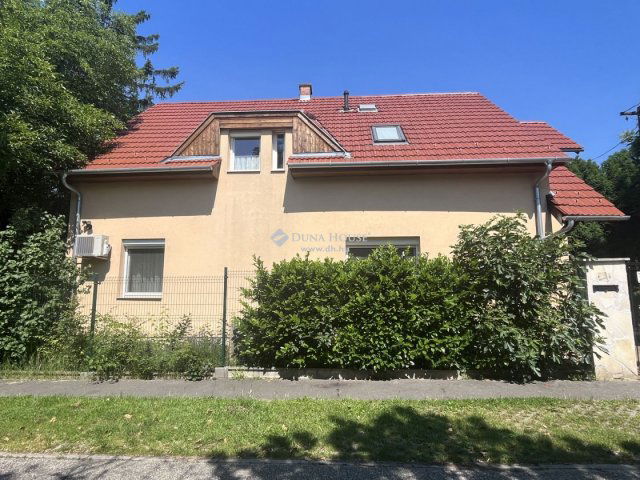 Eladó családi ház, Budapesten, XVI. kerületben 220 M Ft