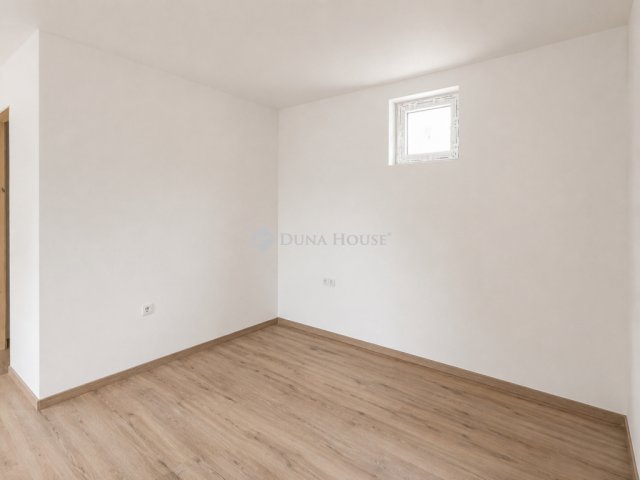 Eladó családi ház, Tápiószelén 39.9 M Ft, 3 szobás