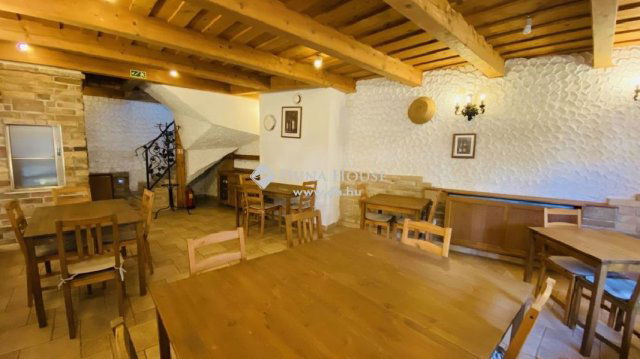 Eladó üzlethelyiség, Szentendrén 170 M Ft / költözzbe.hu