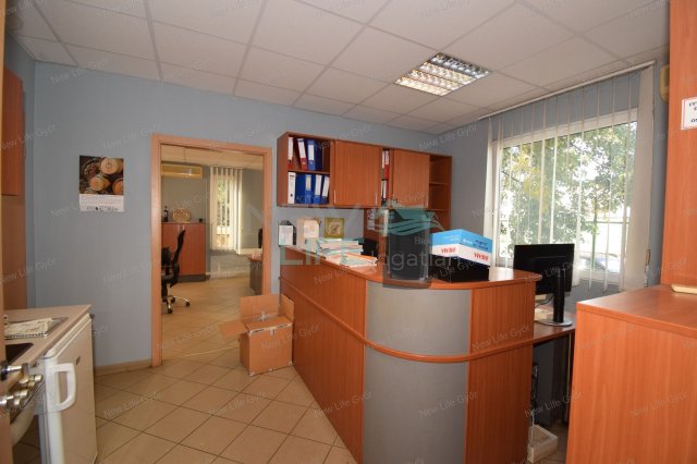 Kiadó ipari ingatlan, Győrött 480 E Ft / hó