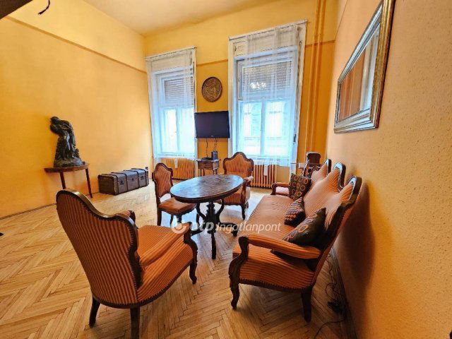 Eladó téglalakás, Budapesten, VIII. kerületben 74.9 M Ft