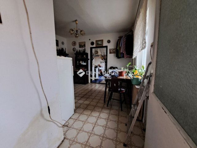 Eladó családi ház, Sárbogárdon 26.125 M Ft, 4 szobás