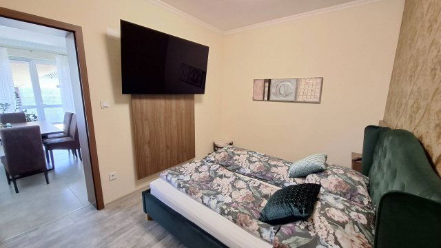 Eladó családi ház, Taksonyon 99.9 M Ft, 5 szobás