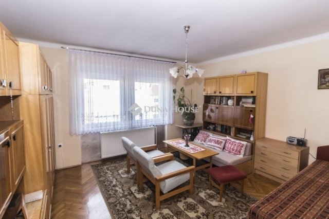 Eladó családi ház, Szombathelyen 79.9 M Ft, 3 szobás