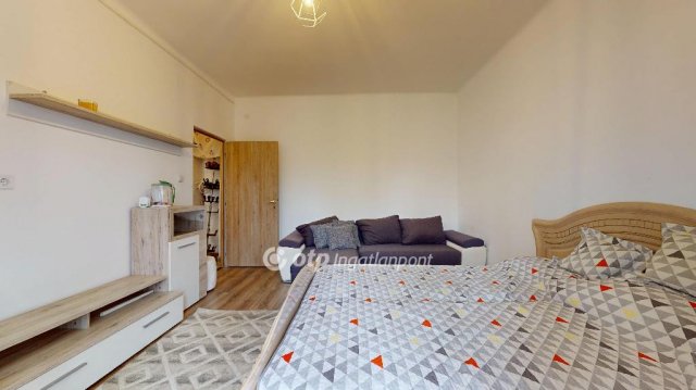 Eladó téglalakás, Kazincbarcikán 16.9 M Ft, 1 szobás