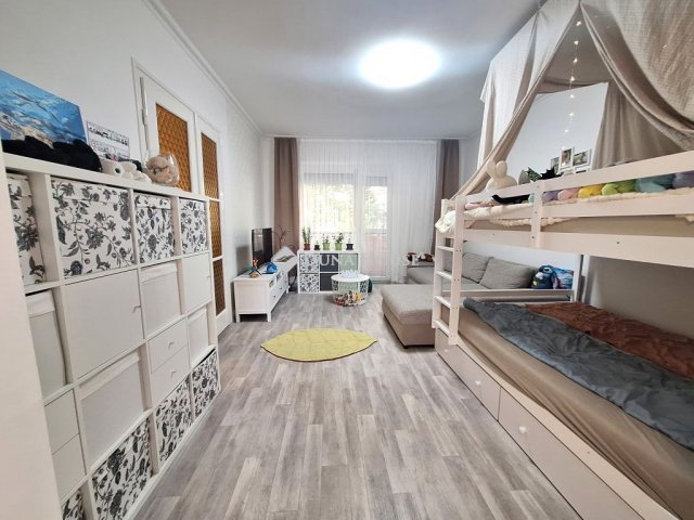 Eladó téglalakás, Kecskeméten 52 M Ft, 2 szobás