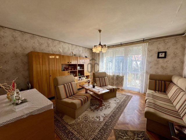 Eladó családi ház, Liszón 35 M Ft, 6 szobás