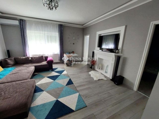 Eladó családi ház, Kecskeméten 81.5 M Ft, 4 szobás