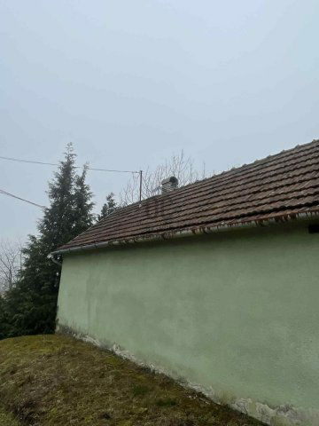 Eladó nyaraló, Eszteregnyén 2.5 M Ft, 3 szobás