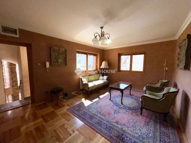 Eladó téglalakás, Pécsett 75.99 M Ft, 4 szobás