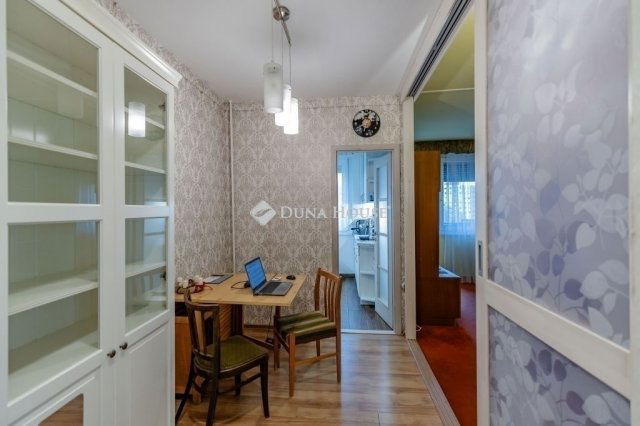 Eladó panellakás, Budapesten, XI. kerületben 96 M Ft, 4 szobás