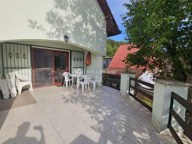 Eladó családi ház, Orfűn 134 M Ft, 6 szobás