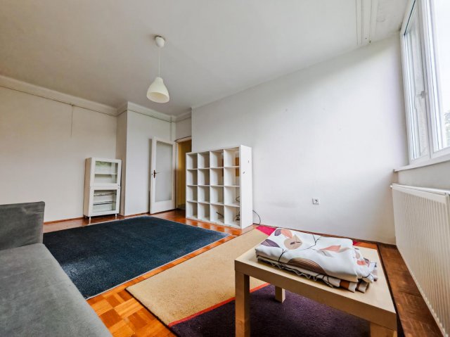 Eladó téglalakás, Tatabányán 36 M Ft, 2 szobás