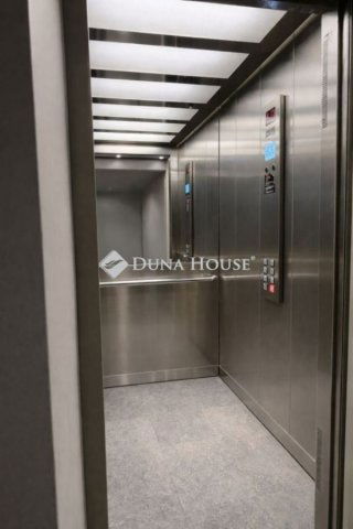 Eladó téglalakás, Budapesten, XXI. kerületben 31 M Ft, 2 szobás