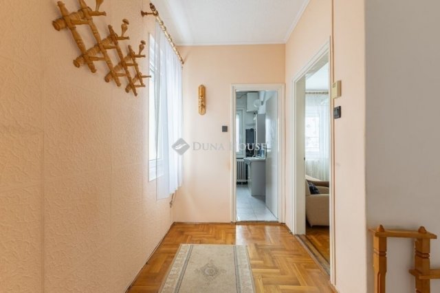 Eladó ikerház, Budapesten, XVIII. kerületben 80 M Ft, 3 szobás