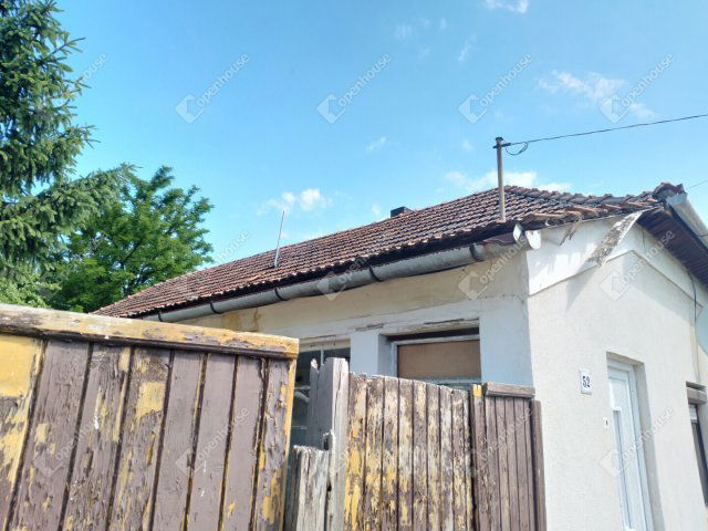 Eladó családi ház, Tótkomlóson 4.9 M Ft, 3 szobás