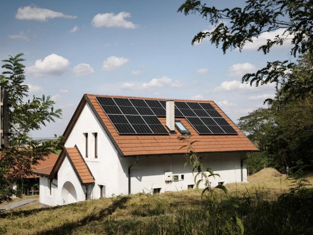 Eladó családi ház, Győrújbaráton 149.9 M Ft, 3+2 szobás