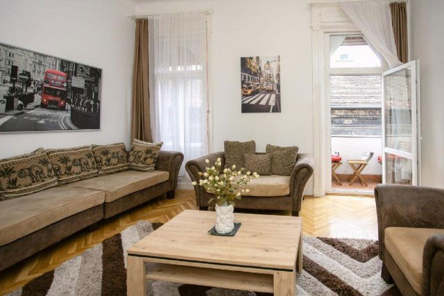 Eladó téglalakás, Budapesten, VIII. kerületben 140 M Ft