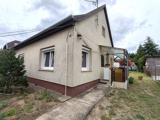 Eladó családi ház, Budapesten, XVII. kerületben 79.9 M Ft