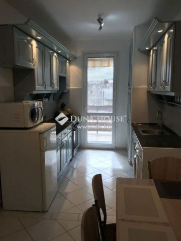 Eladó téglalakás, Balatonalmádiban 64.9 M Ft, 3 szobás