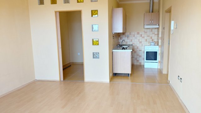 Eladó téglalakás, Nyíregyházán 34.9 M Ft, 1+1 szobás