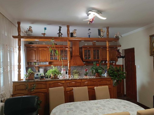 Eladó családi ház, Hajdúnánáson 54 M Ft, 2 szobás