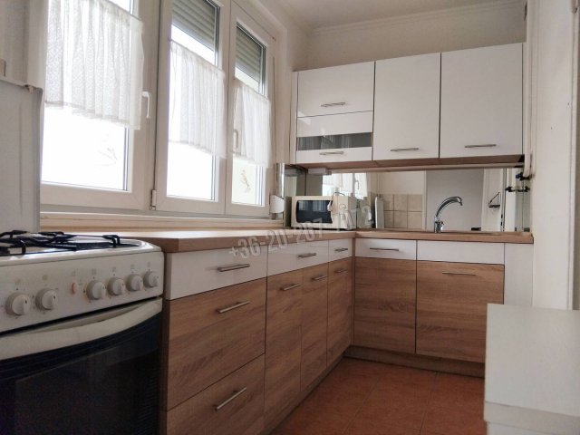Kiadó panellakás, albérlet, Budapesten, XI. kerületben, 3 szobás