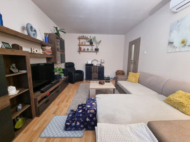 Eladó panellakás, Nyíregyházán 44.9 M Ft, 2 szobás