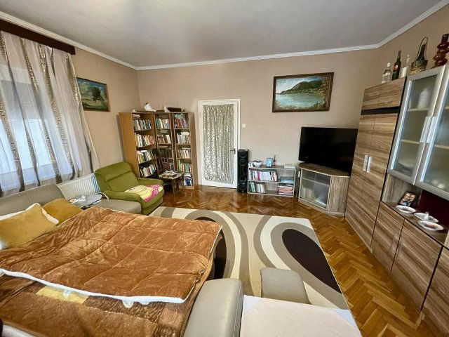 Eladó családi ház, Dunakeszin 157.9 M Ft, 3 szobás