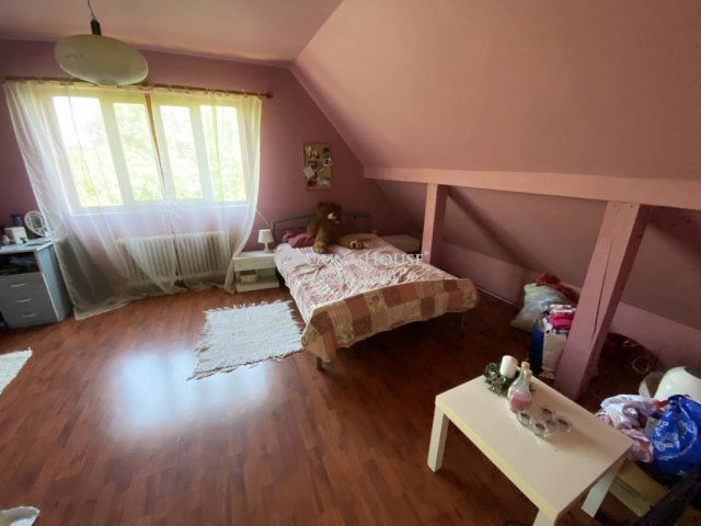 Eladó családi ház, Tahitótfalun 95 M Ft, 6 szobás