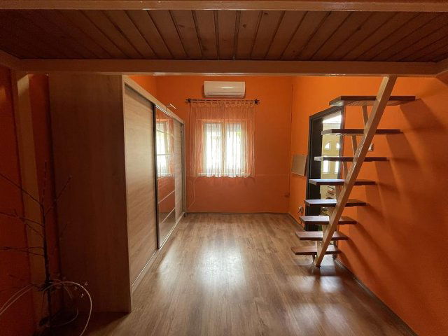 Eladó téglalakás, Budapesten, IV. kerületben 32 M Ft, 1 szobás