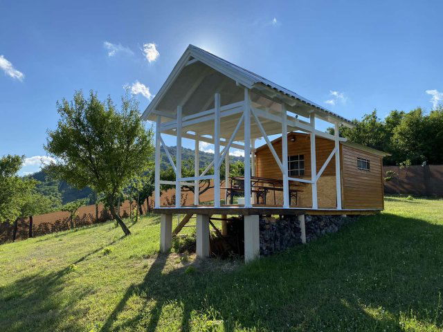 Eladó nyaraló, Lesenceistvándon 19.9 M Ft, 1 szobás