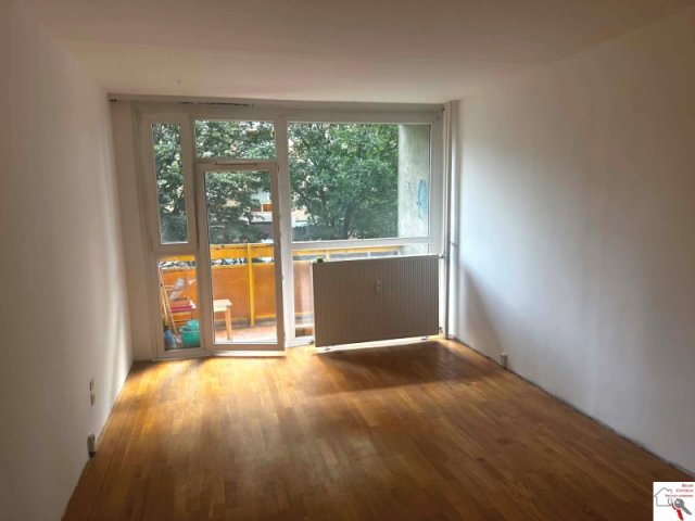 Eladó panellakás, Pécsett 48.2 M Ft, 2 szobás