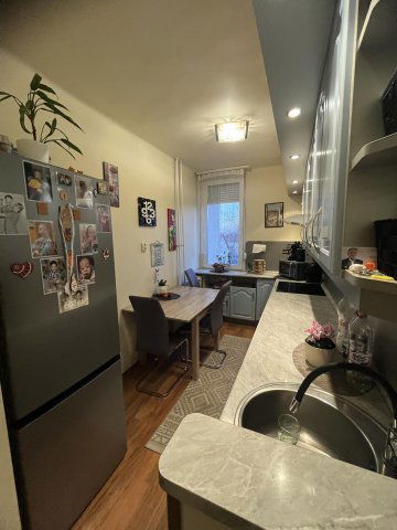 Eladó téglalakás, Oroszlányban 44.9 M Ft, 3 szobás