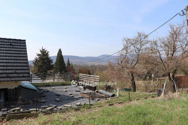 Eladó családi ház, Szentendrén 78.4 M Ft, 4 szobás