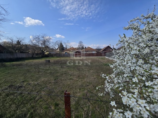 Eladó telek, Budapesten, XVII. kerületben 68.9 M Ft