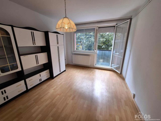 Kiadó téglalakás, albérlet, Béren 160 E Ft / hó, 2 szobás