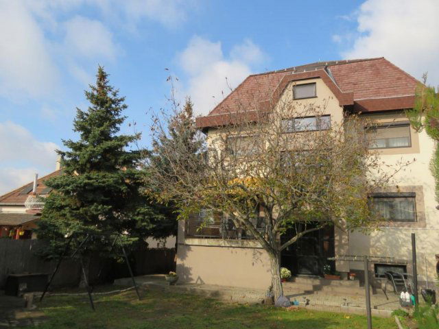 Eladó családi ház, Budapesten, XVI. kerületben 190 M Ft