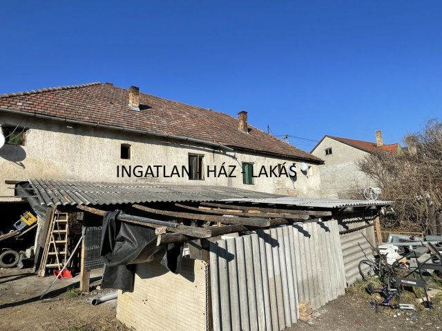 Eladó ikerház, Püspökhatvanon 17.99 M Ft, 4 szobás