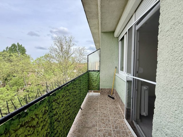 Eladó téglalakás, Oroszlányban 29.1 M Ft, 1 szobás