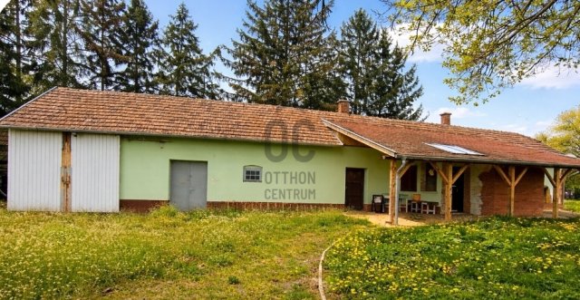 Eladó családi ház, Zalatárnokon 27.9 M Ft, 2 szobás