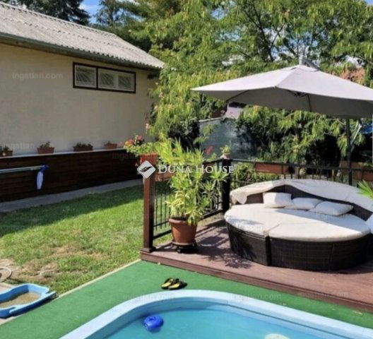 Eladó nyaraló, Ráckevén 27.99 M Ft, 2 szobás