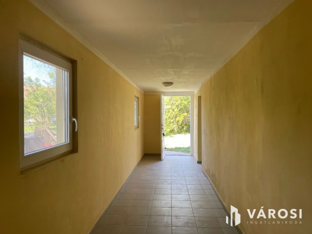 Eladó családi ház, Kamuton 12.5 M Ft, 1 szobás