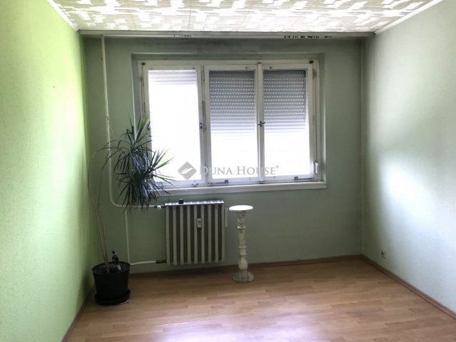 Eladó panellakás, Budapesten, III. kerületben 54.9 M Ft, 2 szobás